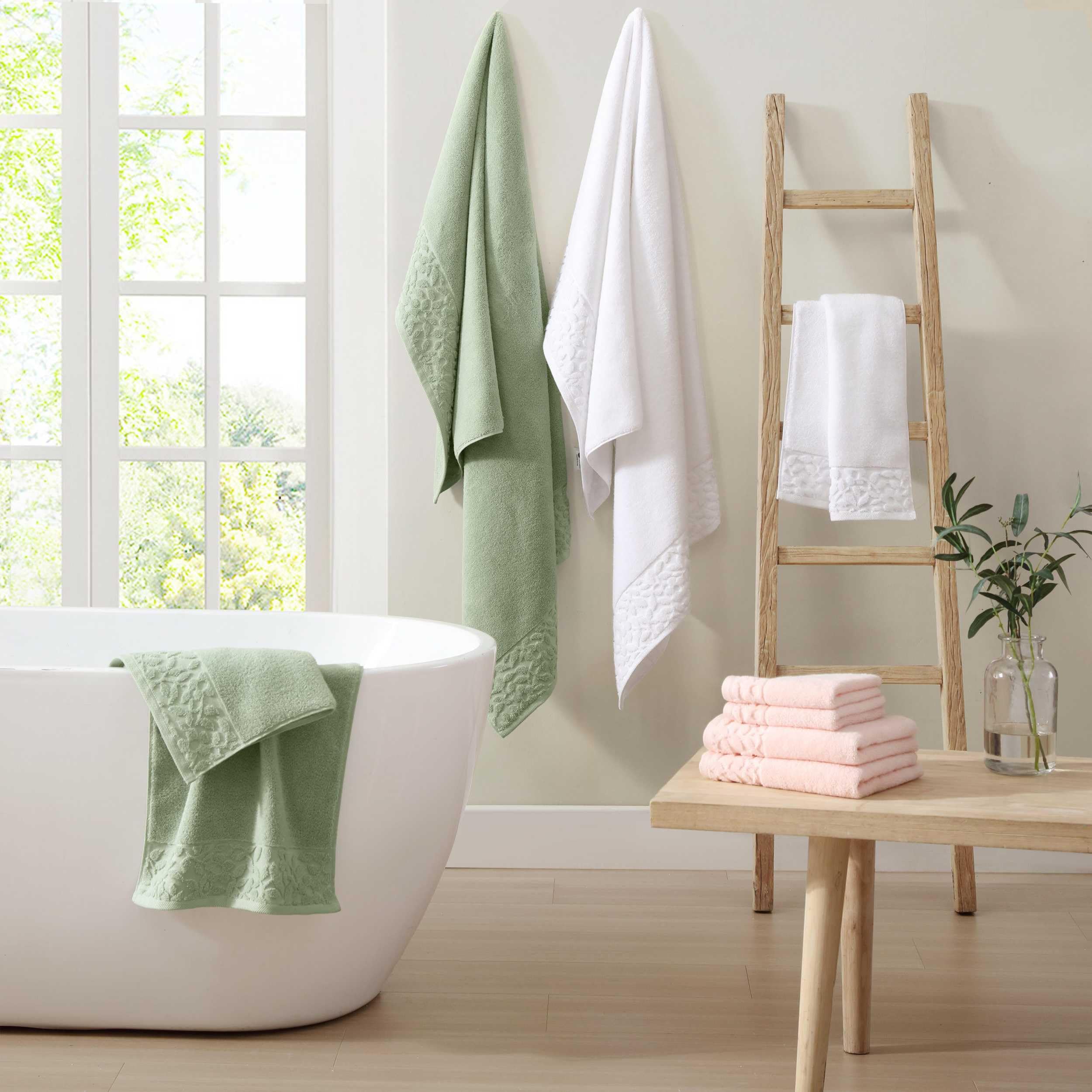 Amazon｜Laura Ashley - タオルセット、贅沢な柔らかさと吸収性の